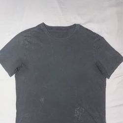 John Varvatos Men’s Gray Distressed Short Sleeve T-Shirt – Size L – New Condition
