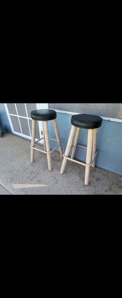 Pair of Wooden Bar Stools with Black Cushion