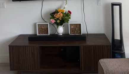Tv stand