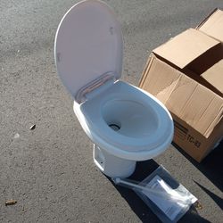 Brand New Luxury RV Toilet For $120