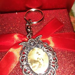 Antique Foto Pewter Frame Keychain