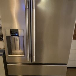 Frigidaire Refrigerator 