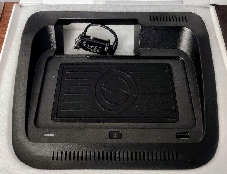 CarQiWireless 2024 2023 Upgrades Wireless Charger for Toyota RAV4 Accessories