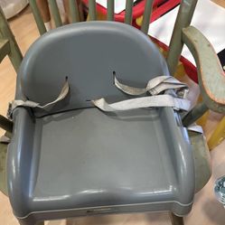 Graco Blossom Eating Booster Seats  Grey 2 matching 