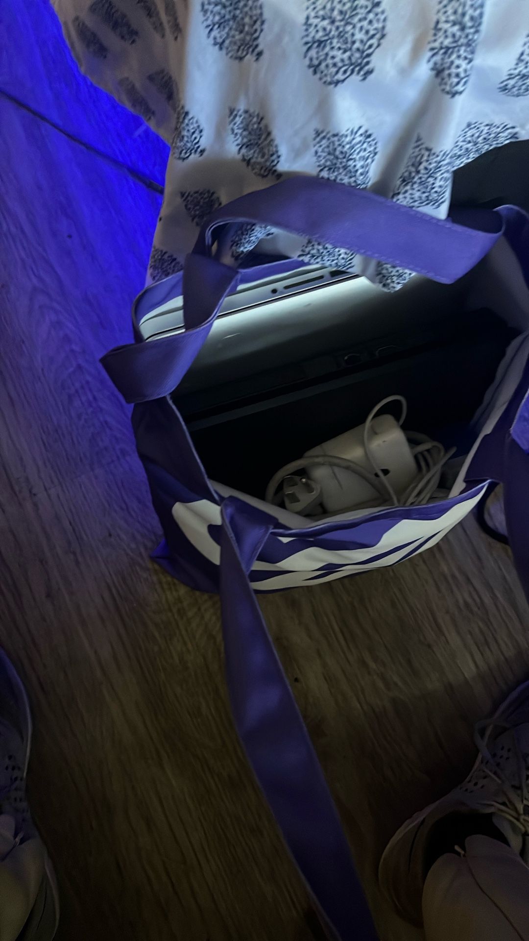 Laptop/PS4 Bundle