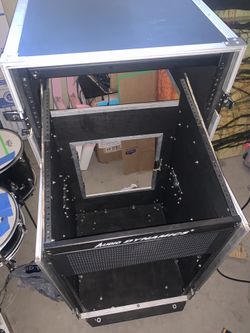 Audio Dynamic Flight Rack Case W/ Side Table