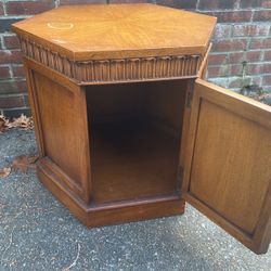 Stool / Shoe Closet 