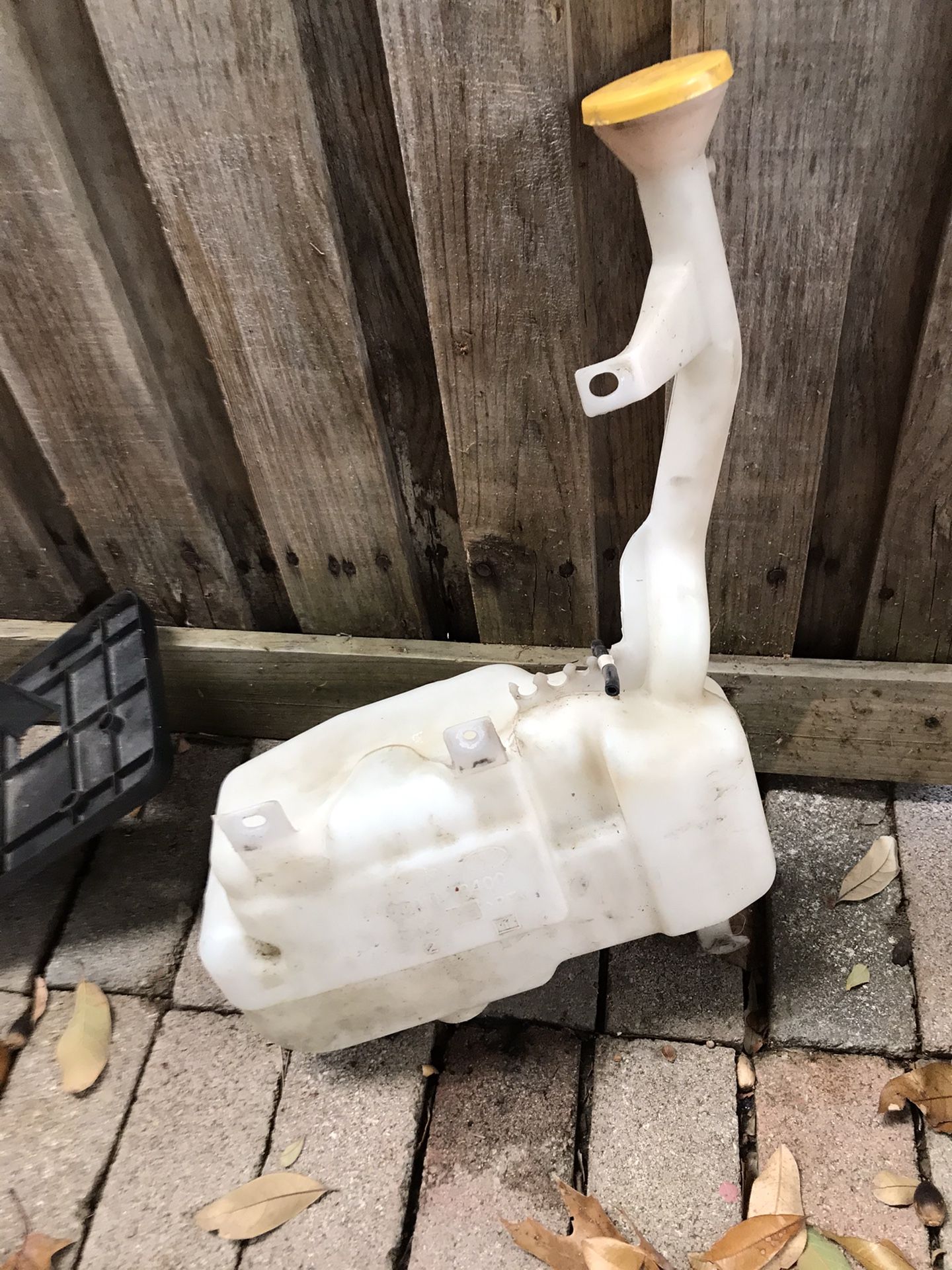 Vote para el agua de los limpiadores Nissan Frontier del 98 al 2004