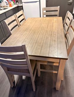 **FREE DELIVERY** Modern 7-Piece Dining Table Set with 6 Chairs