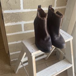 Brown Lucky 🍀 Leather Wedge Boots. Size:7