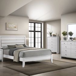 Queen Bedroom Set 4 Pc Includes Dresser, Mirror, Nightstand, & Queen Bedframe 