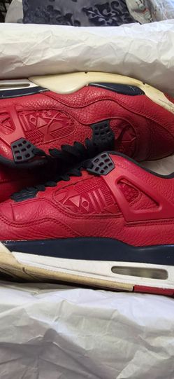 Air Jordan 4 Retro SE Mens 11.5. Navy blue and red
