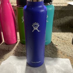 Hydro Flask 24oz.  $10
