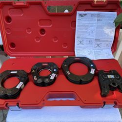 Milwaukee M18 Ring Set, Size 2-1/2”, 3”, 4” ( Read Description Below )