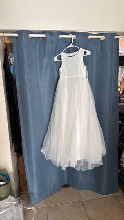 David’s Bridal communion / flower girl dress gown