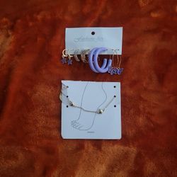 $ 5 Dollars  Each  ,two For $ 8 Beautiful  Purple  Colored  Earrings  And Gold  Anklet 