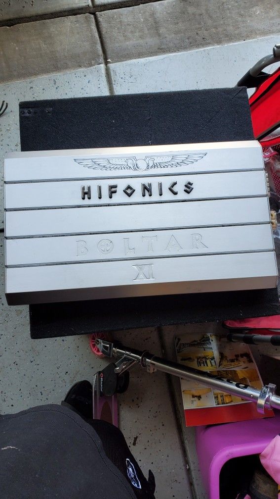 API Hifonics Boltar XI