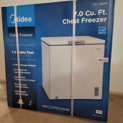 Midea Chast Frezer Frezer 7.0 Cubic Feet 
