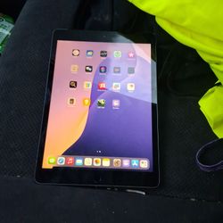 Like New 7th Gen IPAD
