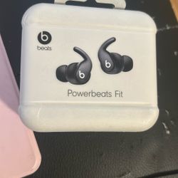 Beats Powerbeats Fit - Wireless Noise Cancelling 