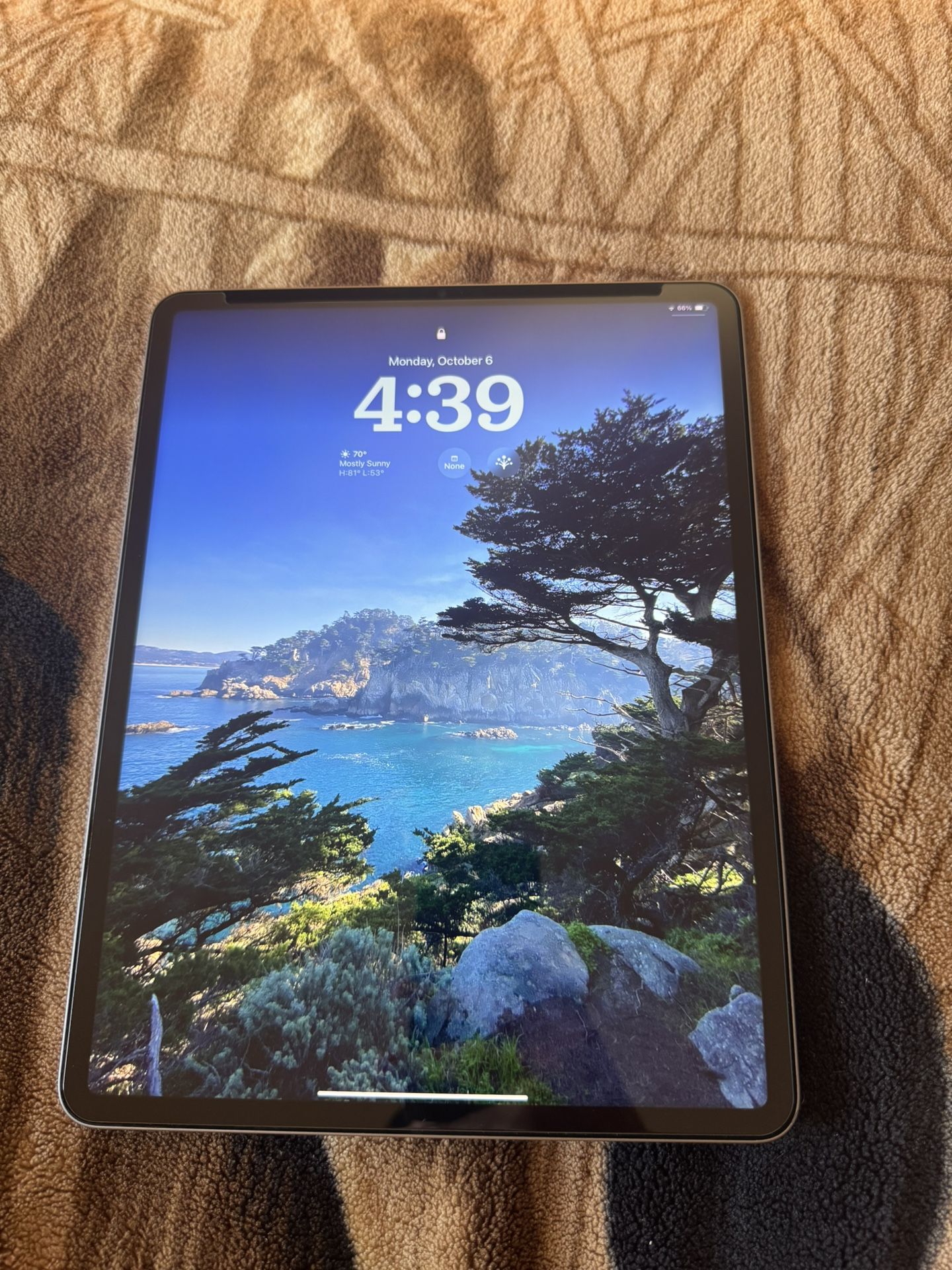 Space Grey iPad 12.9 inch 2021 Version