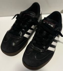 Samba Classic Kids Shoe Black/White Size 4
