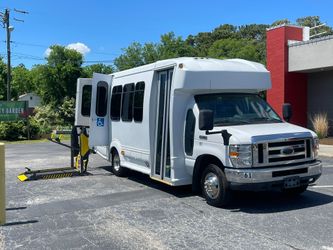 2014 Ford E-450