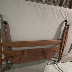 FULL SIZE WOOD BED FRAME & MATTRESS (NO BOX SPRING)