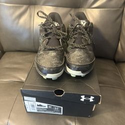 Under Armour Boy's Baseball Cleats (Located in Woonsocket, Rhode Island)