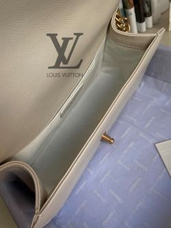 Louis Vuitton, Bags, Louis Vuitton Chain Twist Epi Sol Studded Mm Shoulder  Bag