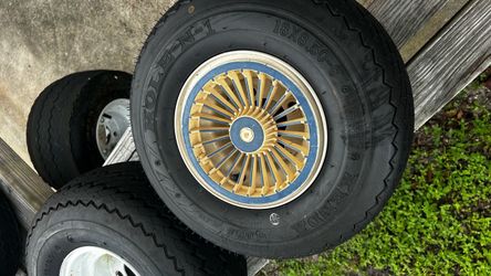4 Golf Cart hubcaps 8 in.