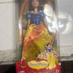 2008 Mattel Disney Sparkling Princess Snow White doll, typically found for around