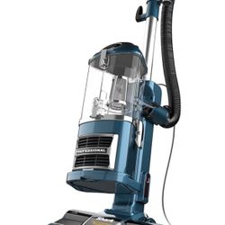 Shark Upright Vacuum, Navigator Lift-Away with Self-Cleaning Brushroll, HEPA Filter, Swivel Steering, Upholstery Tool & Pet Crevice Tool, Perfect for 