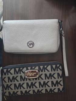 Michael Kors Wallets