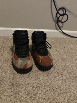 Jordan 10 retro duck camo size 8.5 men