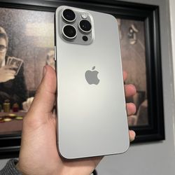 iPhone 15 Pro Max 256gb Unlocked