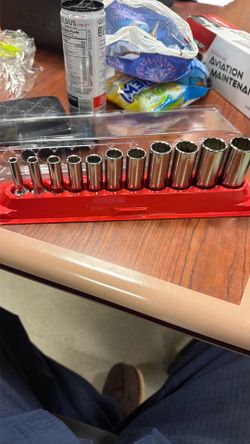 Snap on deep sockets