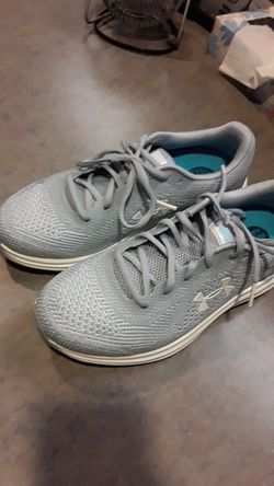 New with out box Under Armour Shoes