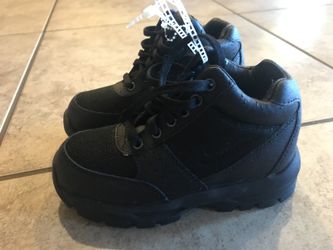 Nike Boots Black Brand New Size 10C