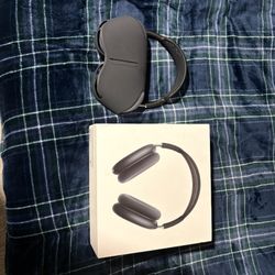 Apple AirPods Max Midnight Blue