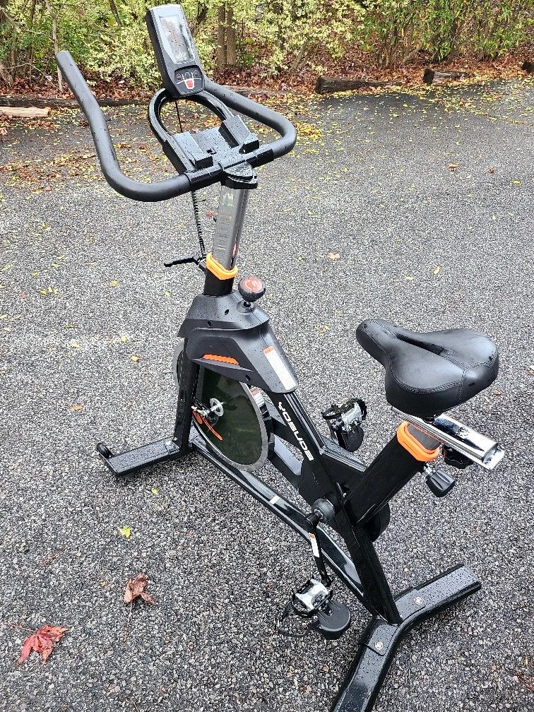 Stationary Yosuda Exercise Bike 