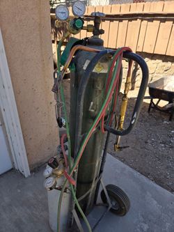 Torch with tanksp