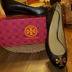 Tory Burch Wedge Shoes New