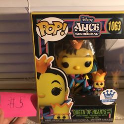 Queen Of Hearts Black Light Funko Pop! Alice In Wonderland