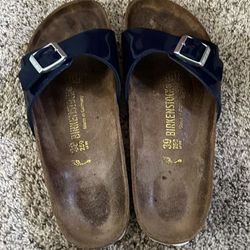 Birkenstock women’s sandals size 39