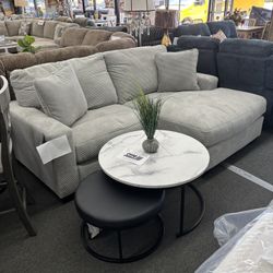 Right Arm Facing Sofa Chaise 