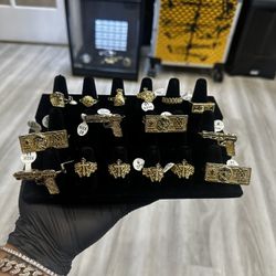 GOLD JEWELERY 