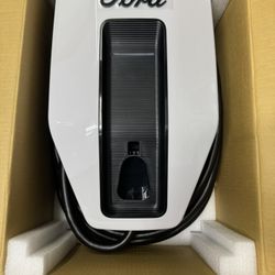 Ford Charging Station Pro