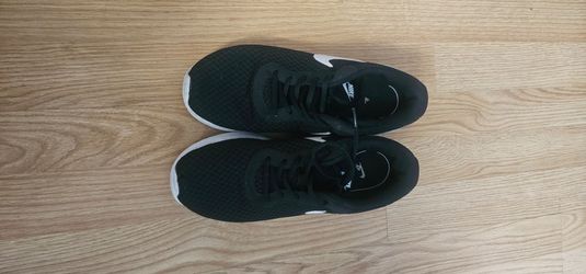 Nike Tanjun sneakers