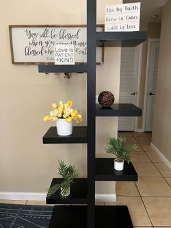 8-tier shelving unit